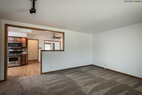 6901 Olympic Dr, Bridgeview, IL 60455 photo 13