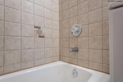 6901 Olympic Dr, Bridgeview, IL 60455 photo 25
