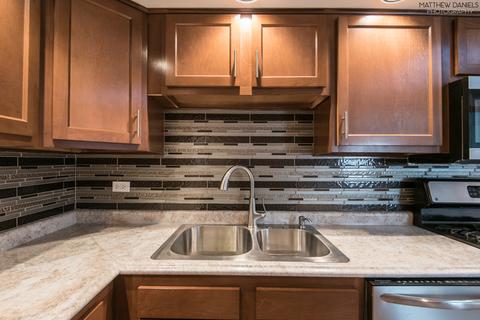 6901 Olympic Dr, Bridgeview, IL 60455 photo 8