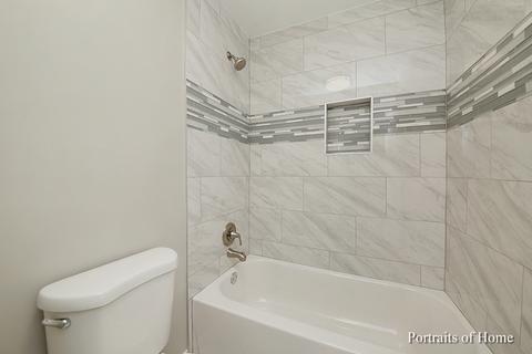 137 Stanhope Dr #D, Willowbrook, IL 60527 photo 10