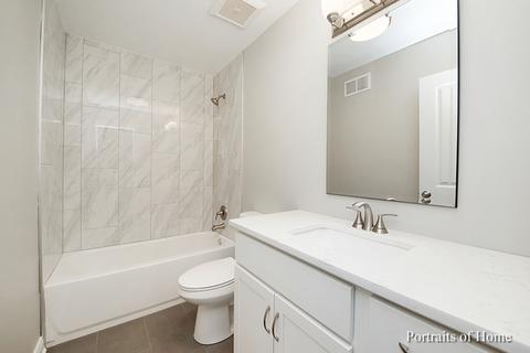 137 Stanhope Dr #D, Willowbrook, IL 60527 photo 9