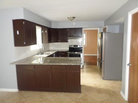 826 Forest Ave, Elgin, IL 60120 photo 7