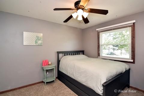 2411 Fairview Ln, Mchenry, IL 60051 photo 7