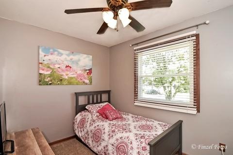 2411 Fairview Ln, Mchenry, IL 60051 photo 8