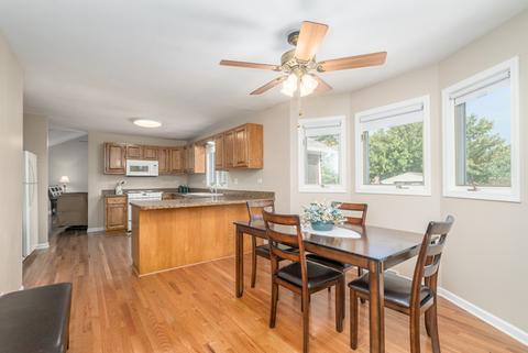 217 Deerhaven Dr, Minooka, IL 60447 photo 7