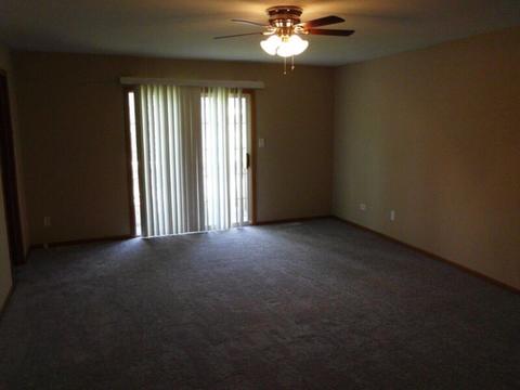 18609 Augusta Ln, Hazel Crest, IL 60429 photo 9