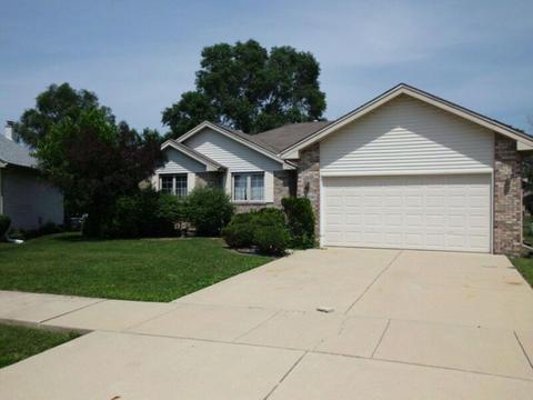 18609 Augusta Ln, Hazel Crest, IL 60429 photo 1