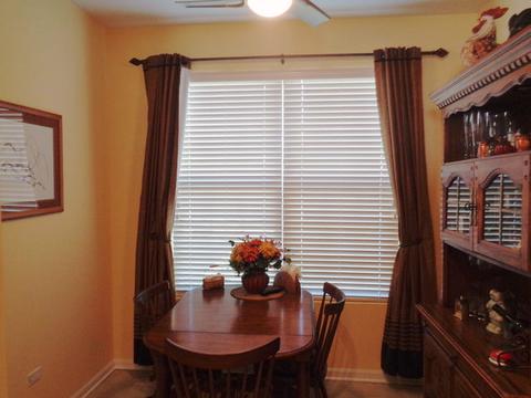 2829 Edgewater Dr, Elgin, IL 60124 photo 10