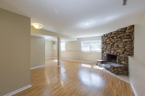 1209 Hillside Ln, Mchenry, IL 60050 photo 8