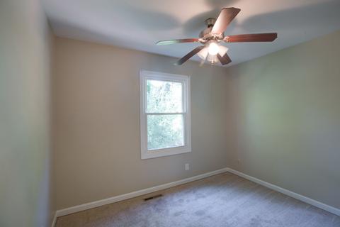 1209 Hillside Ln, Mchenry, IL 60050 photo 13