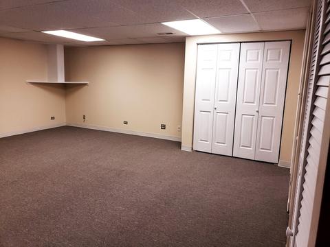 8213 Daniel Dr, Justice, IL 60458 photo 14