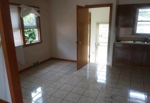 3435 W 83rd Pl, Chicago, IL 60652 photo 3