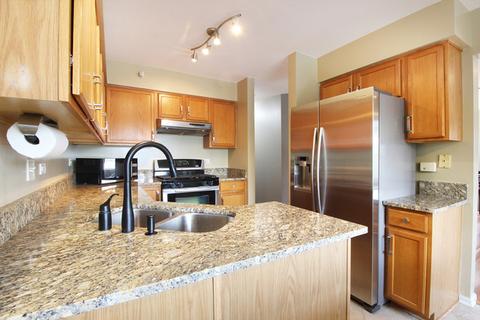 2433 Dickens Dr, Aurora, IL 60503 photo 7