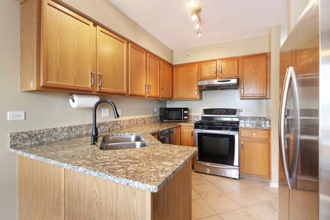 2433 Dickens Dr, Aurora, IL 60503 photo 8