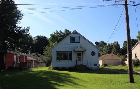 515 E Jackson St, Belvidere, IL 61008 photo 1
