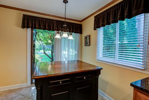1456 Blackburn St, Wheaton, IL 60189 photo 6