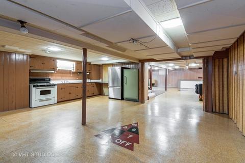 210 Cambridge Rd, Des Plaines, IL 60016 photo 15