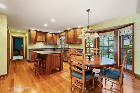 731 Grange Ct, Wheaton, IL 60189 photo 7