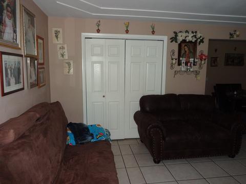 145 Dover Dr #9, Des Plaines, IL 60018 photo 2
