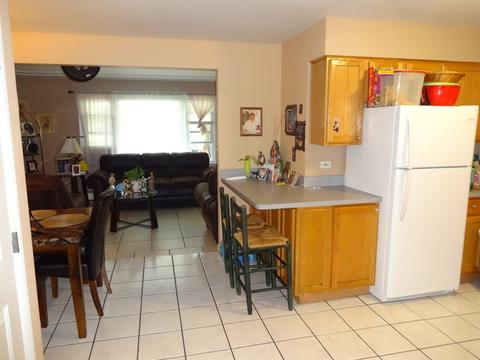 145 Dover Dr #9, Des Plaines, IL 60018 photo 9