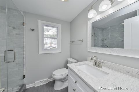818 James Ct, Wheaton, IL 60189 photo 14