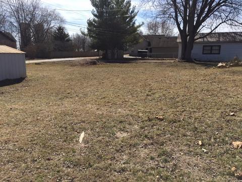 800 Evans Ave, Genoa, IL 60135 photo 3