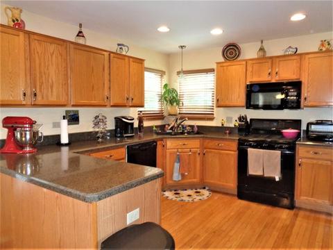 1905 Brier Glen Dr, Plainfield, IL 60586 photo 8