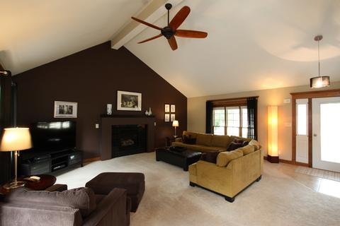 1717 N Leonard Ave, Mchenry, IL 60050 photo 3