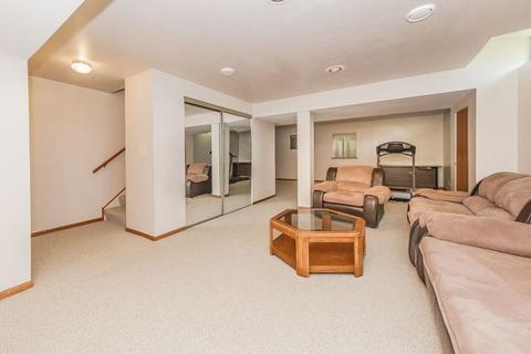 796 Thoreau Dr, Elgin, IL 60120 photo 24