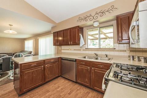796 Thoreau Dr, Elgin, IL 60120 photo 10