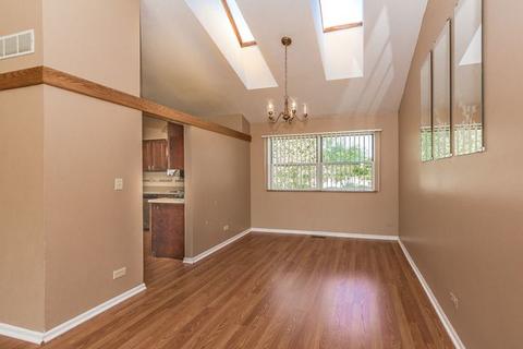 796 Thoreau Dr, Elgin, IL 60120 photo 9