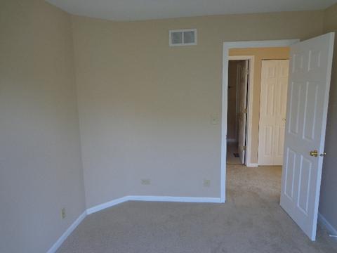 7774 Dada Dr, Gurnee, IL 60031 photo 9