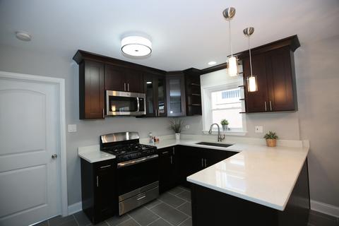 6104 S 75th Ave, Summit, IL 60501 photo 8
