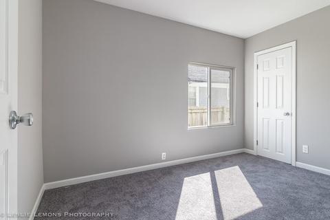 1100 Front St, Aurora, IL 60505 photo 17