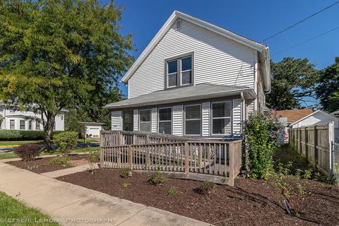 1100 Front St, Aurora, IL 60505 photo 2