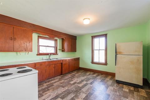 1027 State St, Dekalb, IL 60115 photo 20