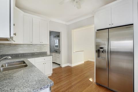 8031 Christie Ave, Lyons, IL 60534 photo 12
