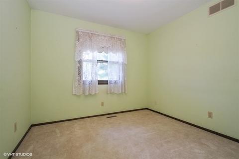 1200 8th St, Harvard, IL 60033 photo 9