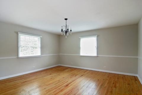 938 Suffield Ter, Northbrook, IL 60062 photo 18