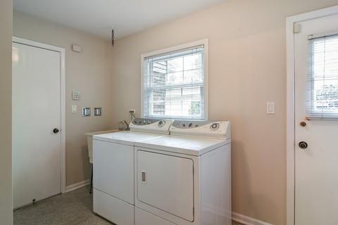 938 Suffield Ter, Northbrook, IL 60062 photo 12