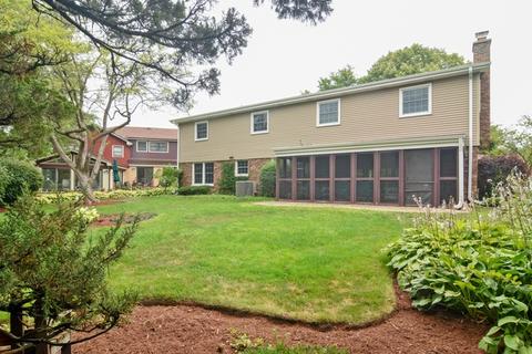 938 Suffield Ter, Northbrook, IL 60062 photo 24