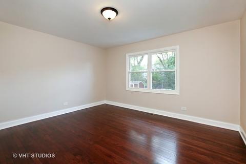 1490 Cooper Rd, Hoffman Estates, IL 60169 photo 6
