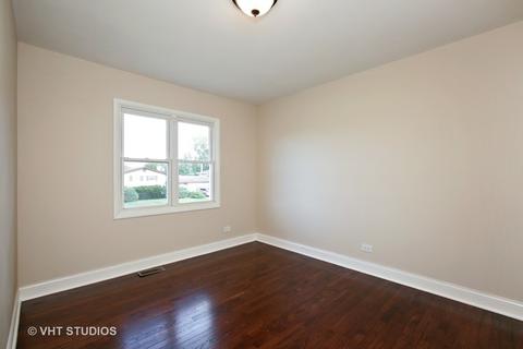 1490 Cooper Rd, Hoffman Estates, IL 60169 photo 7