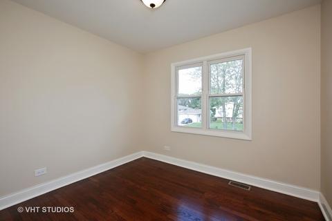 1490 Cooper Rd, Hoffman Estates, IL 60169 photo 8