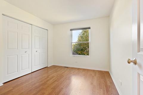 855 Columbine Dr, Elgin, IL 60124 photo 14