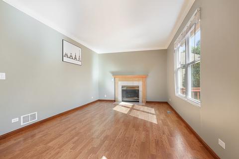 855 Columbine Dr, Elgin, IL 60124 photo 8