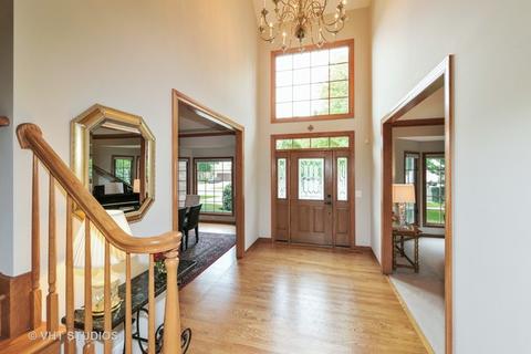 3324 White Eagle Dr, Naperville, IL 60564 photo 4