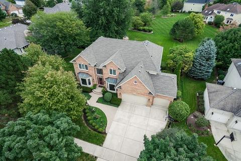 3324 White Eagle Dr, Naperville, IL 60564 photo 2
