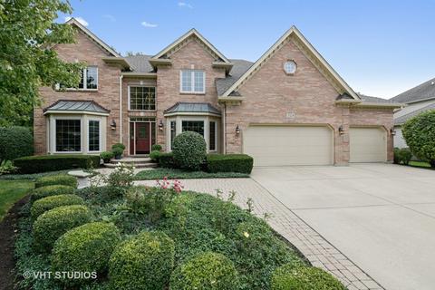 3324 White Eagle Dr, Naperville, IL 60564 photo 1