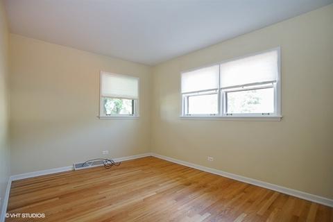 575 Vassar Ln, Des Plaines, IL 60016 photo 6